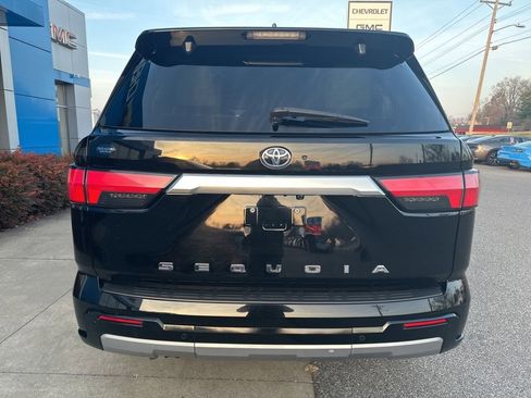 Used 2023 Toyota Sequoia Capstone image 8