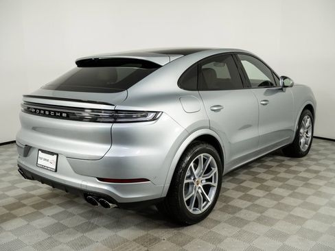 New 2026 Porsche Cayenne Coupe AWD/4WD image 29