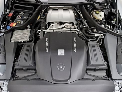 Used 2016 Mercedes-Benz AMG GT S image 40