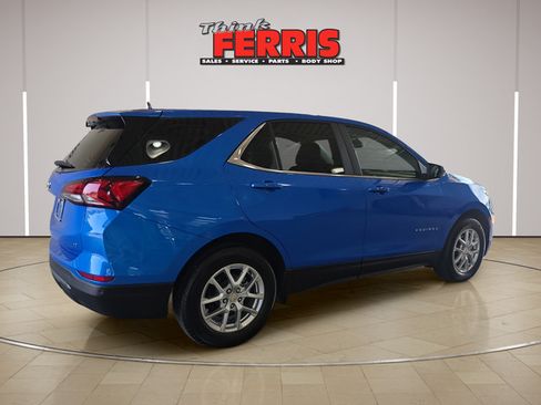 Used 2024 Chevrolet Equinox LT w/ LPO, Floor Liner Package FWD image 5