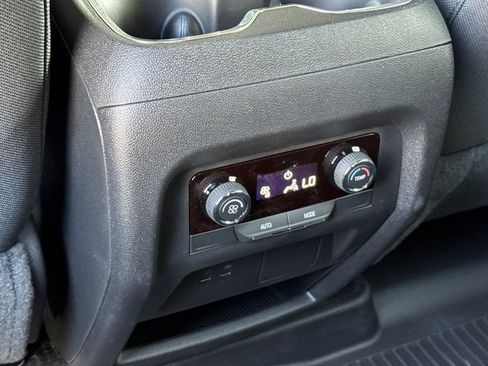 New 2026 Chevrolet Traverse LT FWD image 16