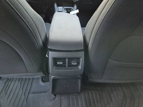 Used 2026 Chevrolet Equinox EV LT FWD image 31