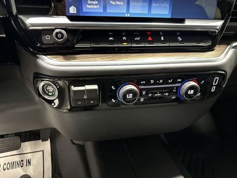 New 2026 Chevrolet Silverado 1500 LT w/ Z71 Off-Road Package AWD/4WD image 17