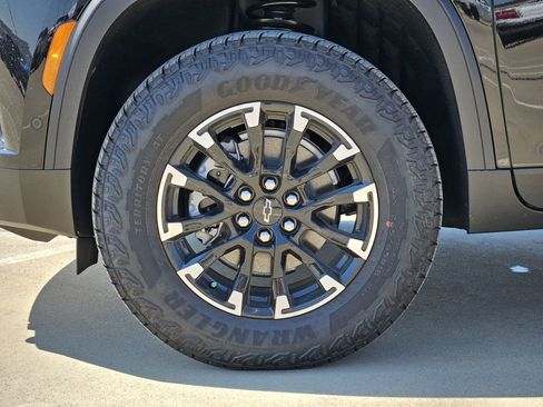 New 2026 Chevrolet Traverse Z71 w/ Driver Confidence Package image 9