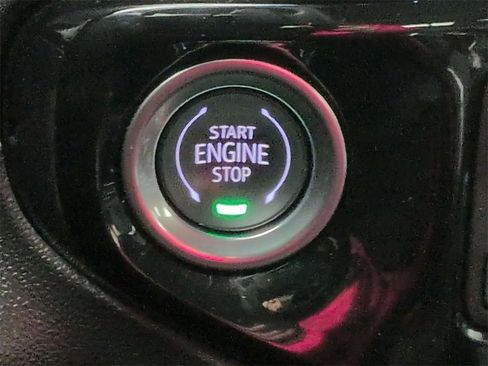 Certified 2024 Chevrolet Silverado 1500 LT Trail Boss w/ Convenience Package II image 17