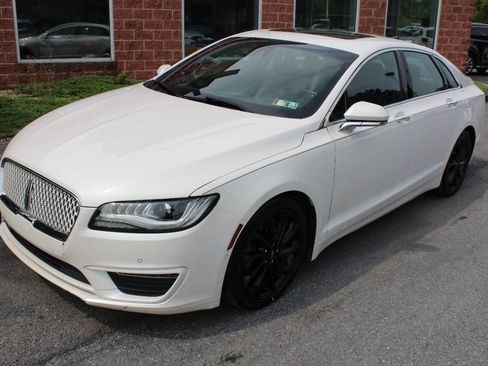 Used 2020 Lincoln MKZ Reserve w/ Monochromatic Package AWD/4WD image 2