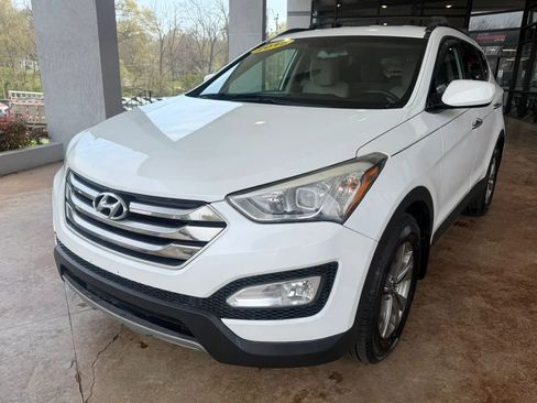 Used 2015 Hyundai Santa Fe Sport w/ Option Group 02 FWD image 3