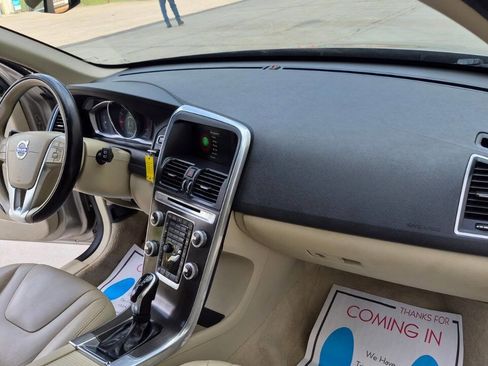 Used 2015 Volvo XC60 T5 Premier image 52