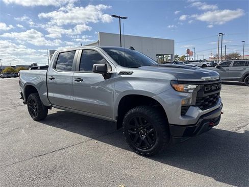 Used 2024 Chevrolet Silverado 1500 Custom Trail Boss w/ LPO, Dark Essentials Package image 7