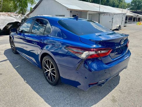Used 2023 Toyota Camry SE w/ Convenience Package FWD image 7