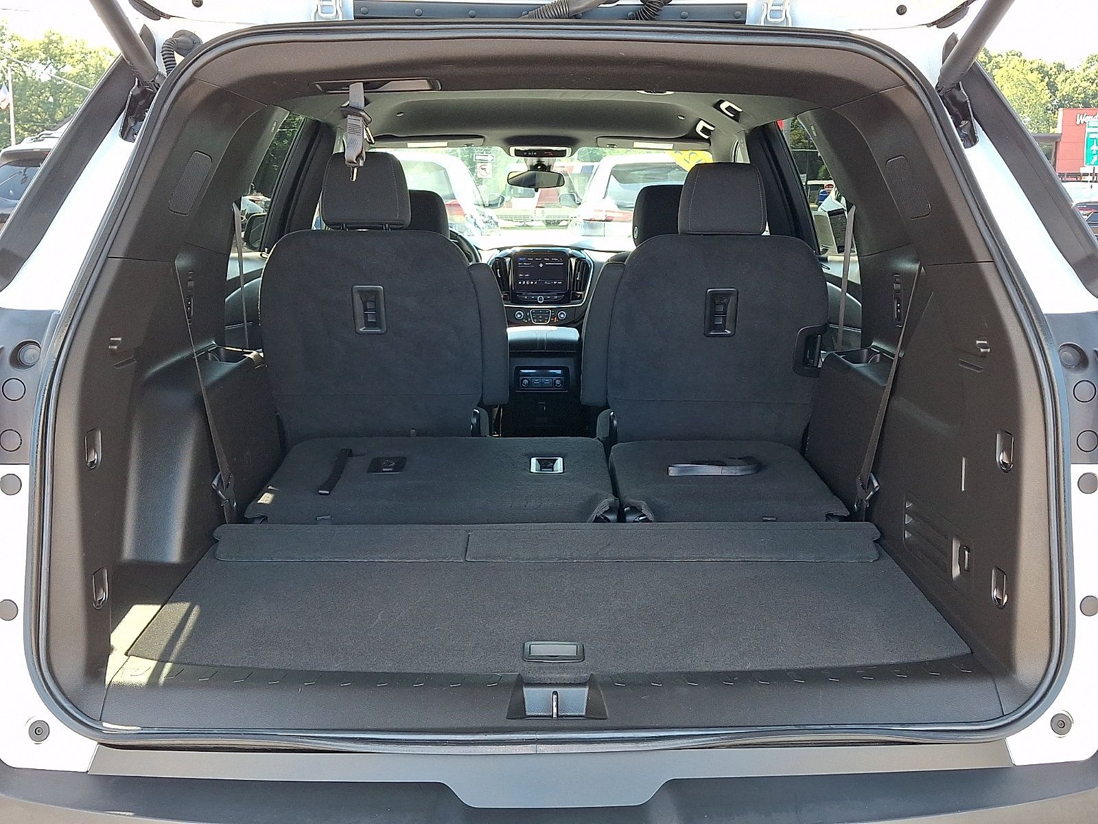 Used 2023 Chevrolet Traverse LT AWD/4WD image 31