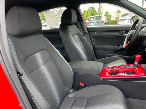 Certified 2025 Honda Civic Sport image 28