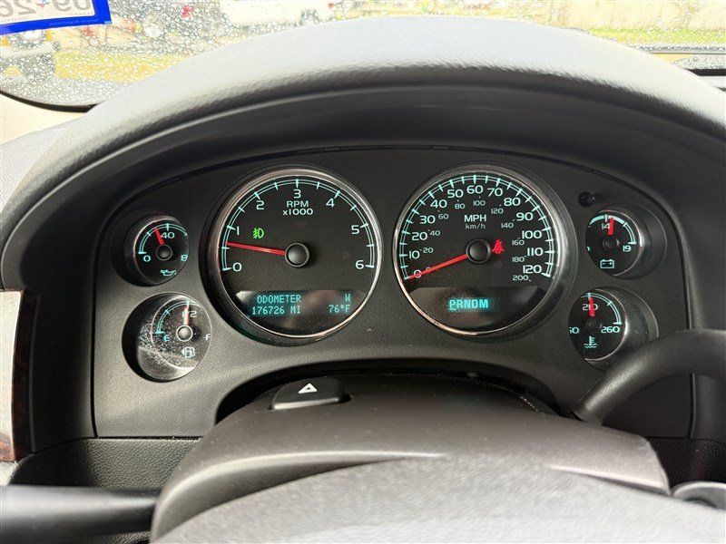 Used 2013 GMC Yukon Denali AWD/4WD image 10
