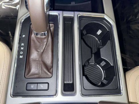 Used 2020 Ford F150 Lariat w/ Equipment Group 502A Luxury AWD/4WD image 22