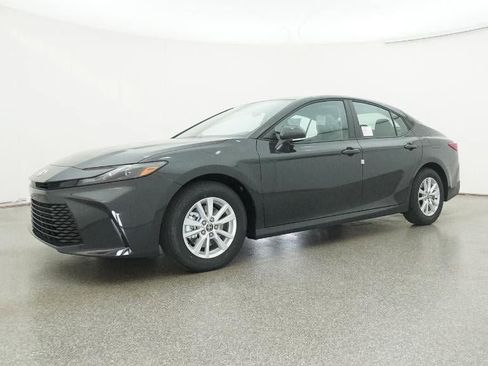 New 2026 Toyota Camry LE image 17