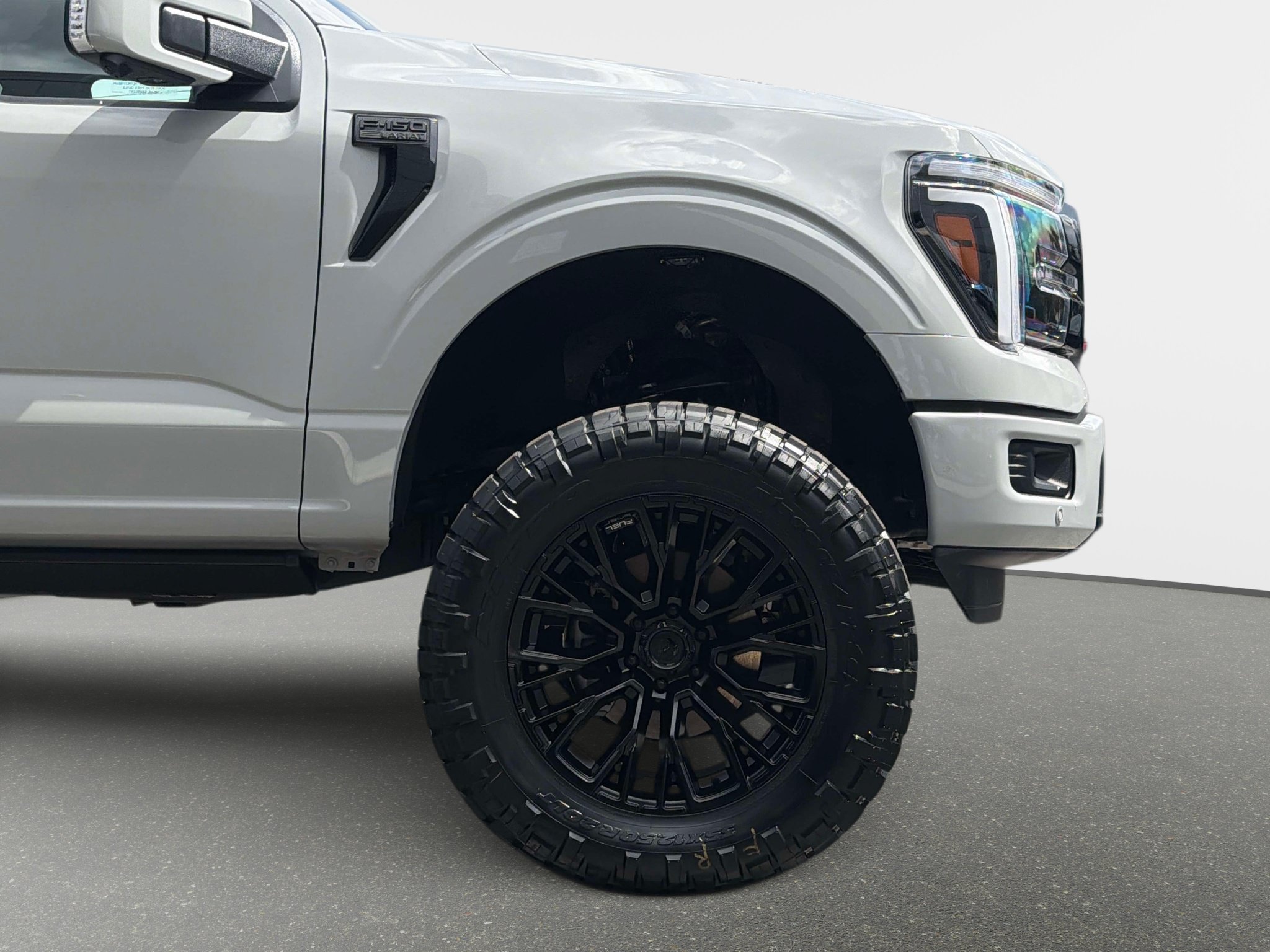 Used 2026 Ford F150 Lariat AWD/4WD image 17