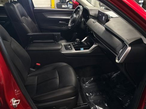 Used 2024 MAZDA CX-90 Plug-In Hybrid w/ Premium Pkg AWD/4WD image 16