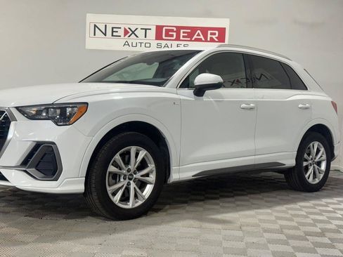 Used 2021 Audi Q3 2.0T Premium w/ Convenience Package AWD/4WD image 2
