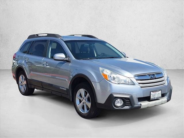 Used 2014 Subaru Outback 3.6R Limited AWD/4WD image 3