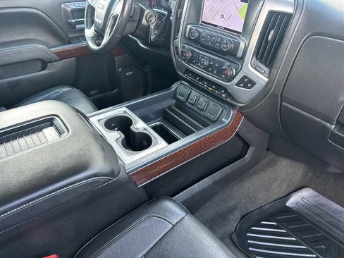 Used 2017 GMC Sierra 1500 SLT w/ SLT Premium Package AWD/4WD image 16