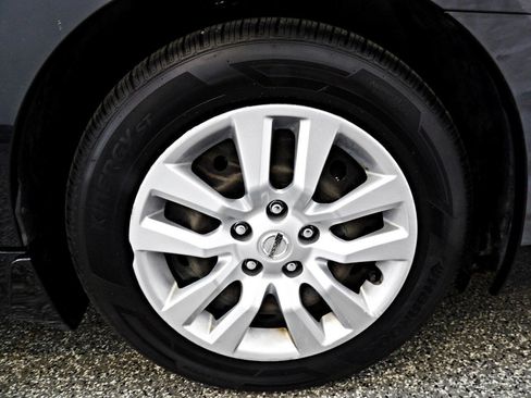 Used 2015 Nissan Altima 2.5 S w/ Power Driver Seat Package FWD image 20