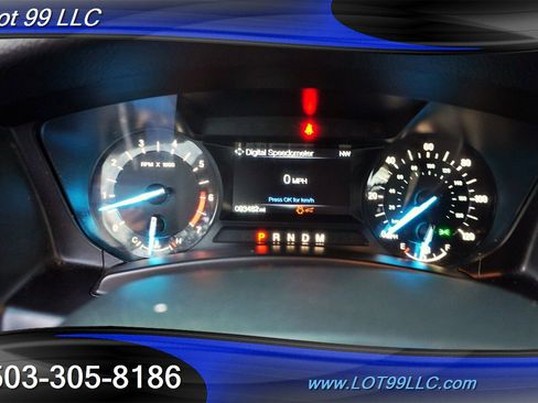 Used 2017 Ford Expedition XLT image 22