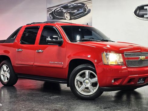 Used 2007 Chevrolet Avalanche LTZ w/ LTZ Preferred Equipment Group AWD/4WD image 1