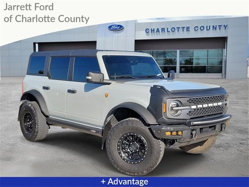 Used 2022 Ford Bronco Badlands w/ Sasquatch Package image 1