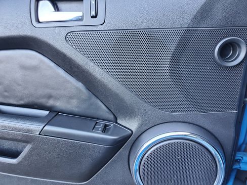 Used 2011 Ford Mustang GT Premium w/ Electronics Pkg image 24