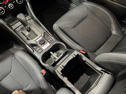 Used 2023 Subaru Forester Premium AWD/4WD image 34