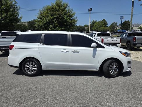 Used 2020 Kia Sedona L FWD image 28