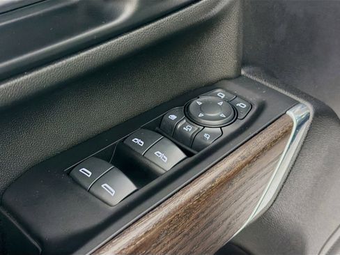 Used 2022 GMC Sierra 3500 Denali image 20