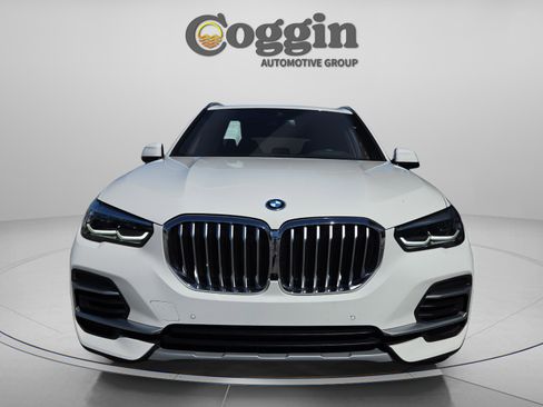 Used 2022 BMW X5 xDrive45e image 9