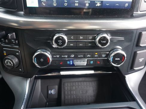 Used 2022 Ford F150 Lariat w/ Max Trailer Tow Package AWD/4WD image 13