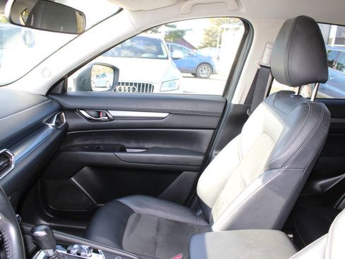 Used 2021 MAZDA CX-5 Touring image 12