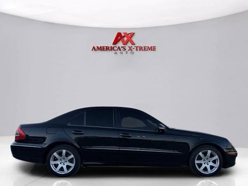 Used 2008 Mercedes-Benz E 350 4MATIC Sedan image 7