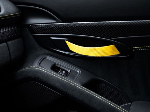 Used 2024 Porsche 718 Cayman GT4 RS RWD image 49