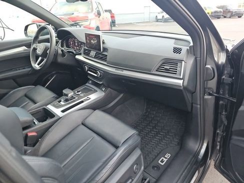 Used 2020 Audi Q5 2.0T Titanium Premium Plus image 28