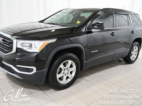 Used 2017 GMC Acadia SLE image 1