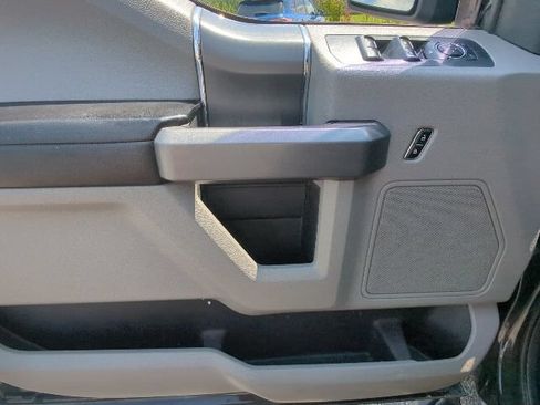 Used 2015 Ford F150 XLT w/ Equipment Group 301A Mid AWD/4WD image 37