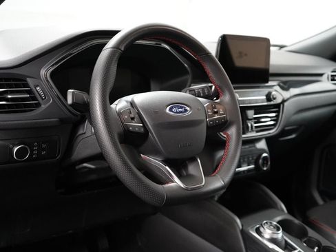 Certified 2025 Ford Escape ST-Line FWD image 14