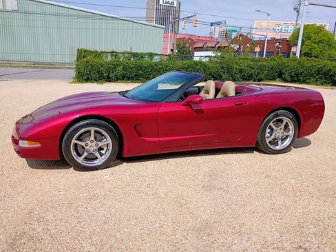 Used 2002 Chevrolet Corvette Convertible w/ Preferred Equipment Group2 RWD image 8
