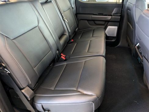 New 2025 Ford F150 Lariat w/ Equipment Group 502A High image 19