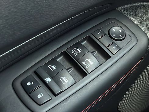 Used 2023 Dodge Durango R/T RWD image 18