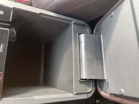 New 2026 Ford Explorer Platinum w/ LUX Leather Package image 40