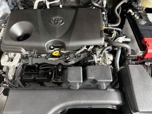 Certified 2024 Toyota RAV4 LE AWD/4WD image 40