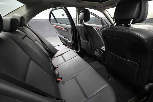 Used 2011 Mercedes-Benz C 300 4MATIC Sedan image 34