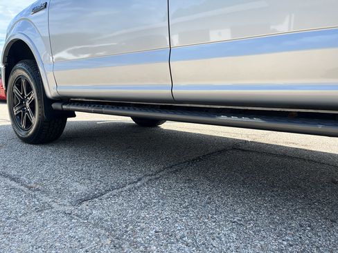 Used 2018 Ford F150 XLT w/ Equipment Group 302A Luxury AWD/4WD image 4