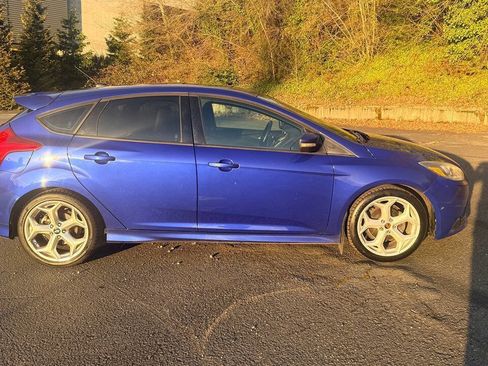 Used 2013 Ford Focus ST image 6