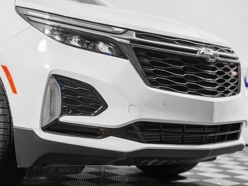 Used 2022 Chevrolet Equinox RS w/ LPO, Floor Liner Package image 17